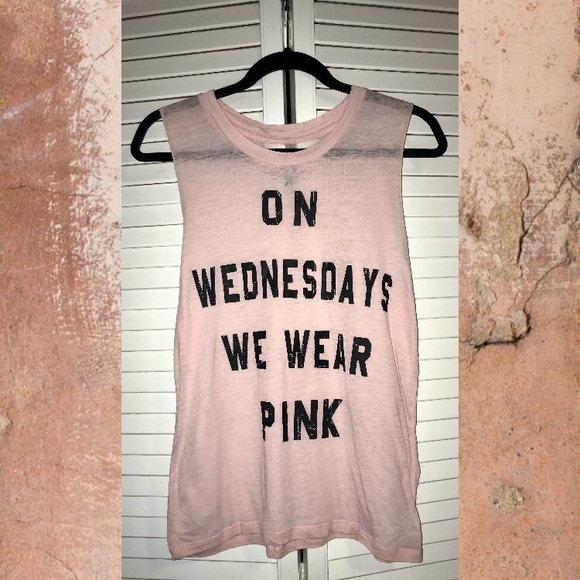 Mean Girls On Wednesdays Graphic Tank Pink - Picture 2 of 3